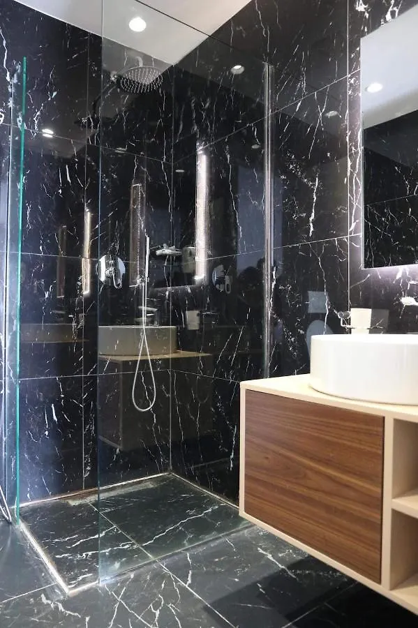 Adria Palace Shkallnur Hotel