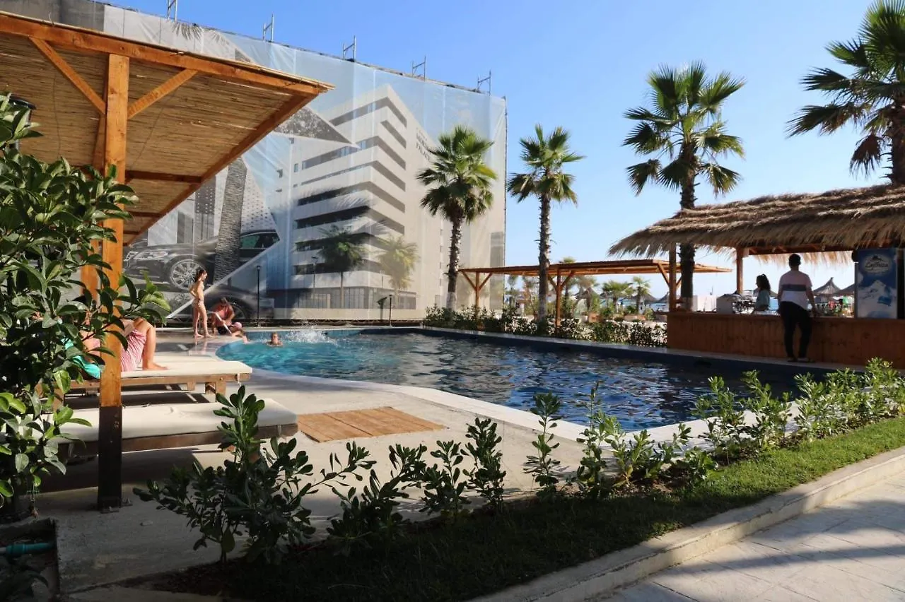 Adria Palace Shkallnur 4*,