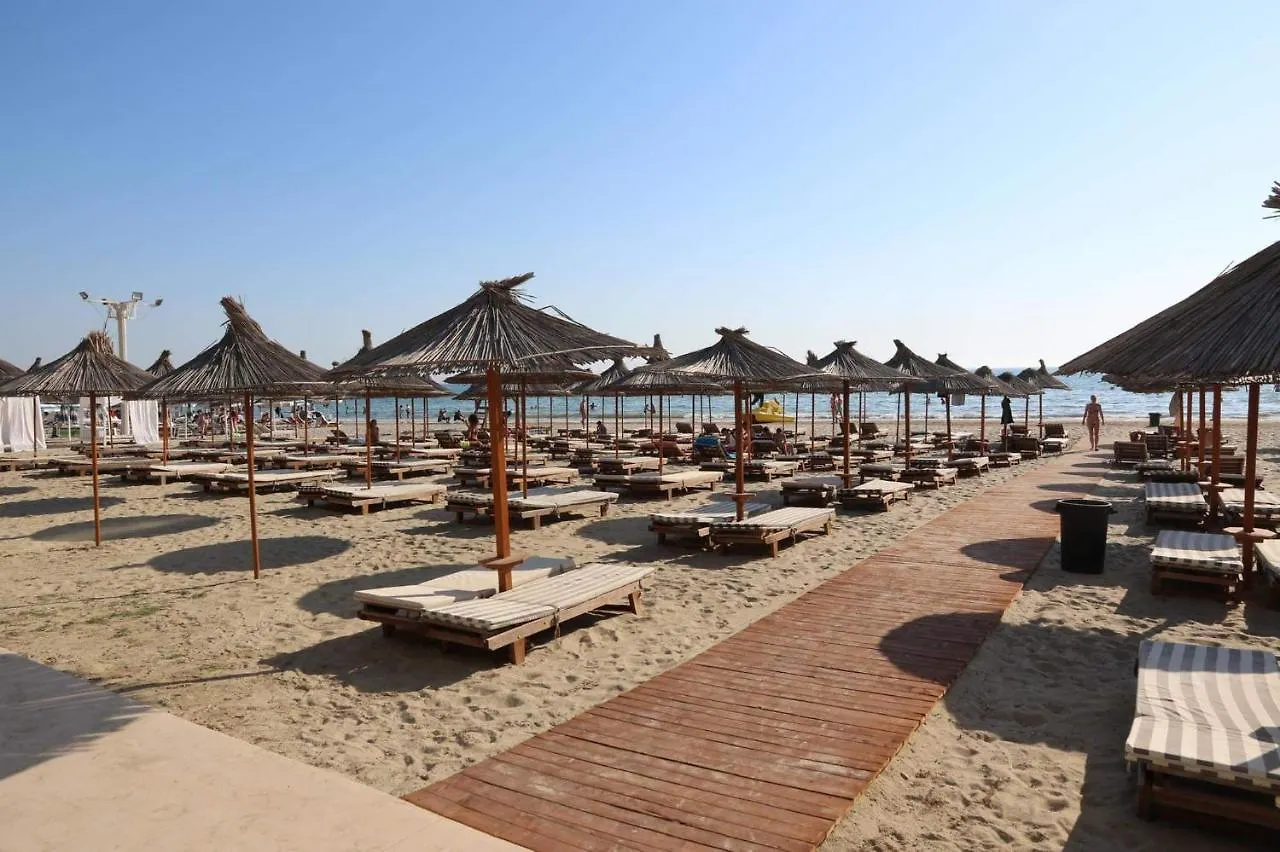 Adria Palace Shkallnur