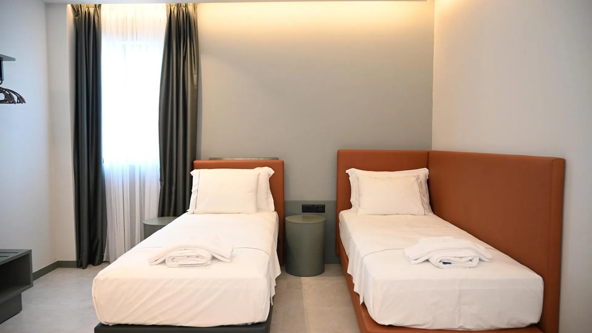 Adria Palace Shkallnur Hotel